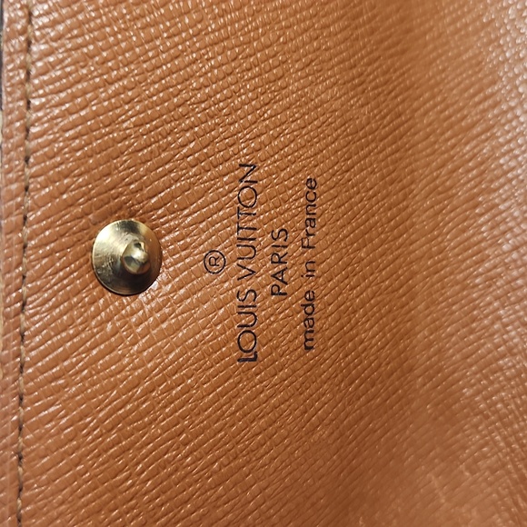 Louis Vuitton Monogram Wallet Bundle with COA - Picture 8 of 16